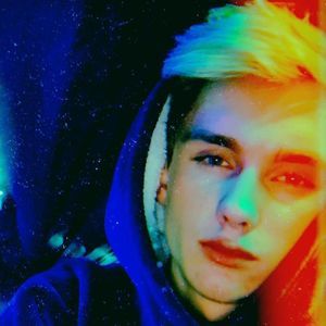 Meet your Posher, Zach